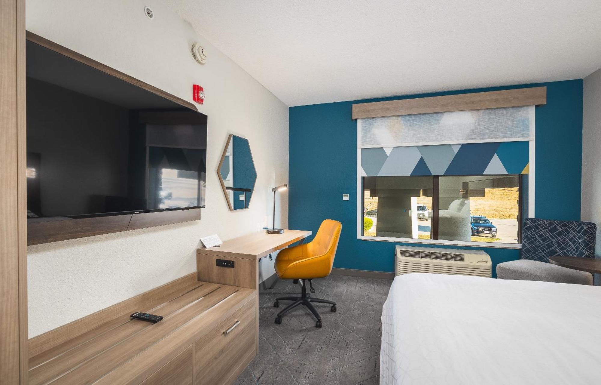 Holiday Inn Express Hotel And Suites Saint Robert By Ihg Dış mekan fotoğraf