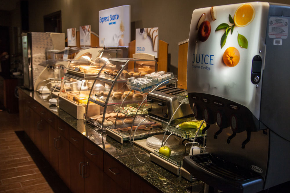Holiday Inn Express Hotel And Suites Saint Robert By Ihg Dış mekan fotoğraf